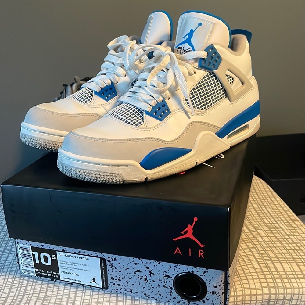 Jordan 4 military blue
